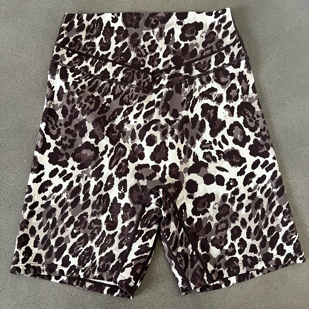 Vitality Pulse Volley Short Espresso Feline Size Small